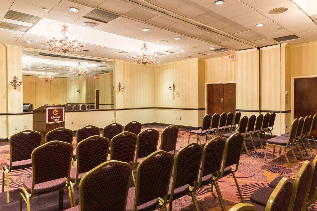 Clarion Hotel Somerset - New Brunswick Екстериор снимка